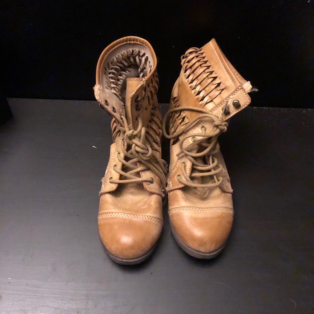 Rampage cut out ankle combat boots